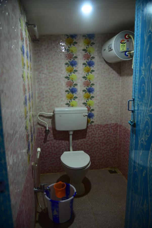 A P Guest House Pondicherry Exteriör bild