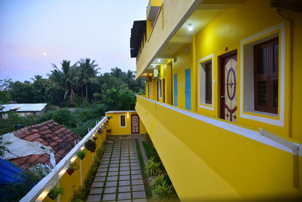 A P Guest House Pondicherry Exteriör bild
