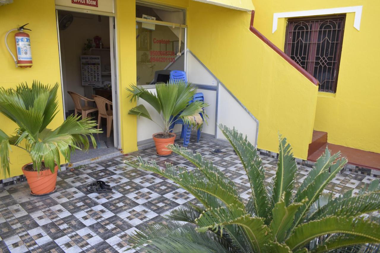 A P Guest House Pondicherry Exteriör bild
